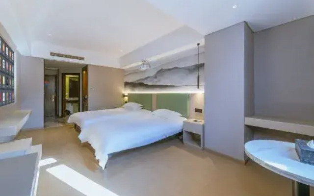 Outai Cinema Hotel (Yinfan Branch, Tangxia Square West Road)