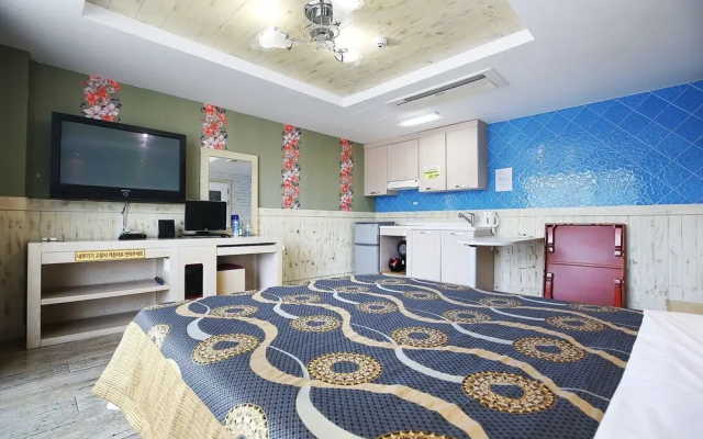 Taean Subichi Castle Pension