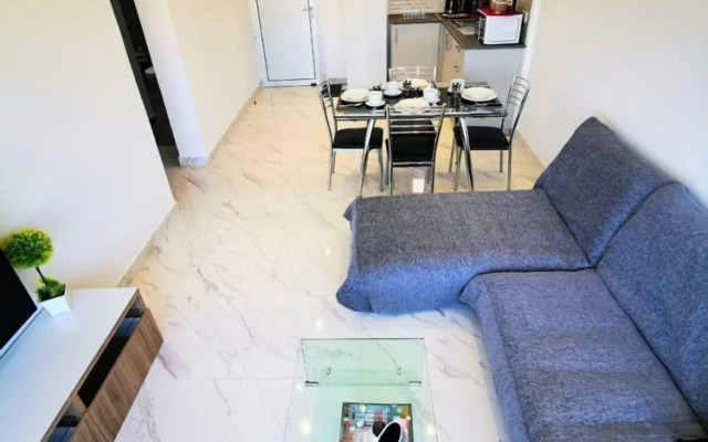 Nissi Adonis Suites