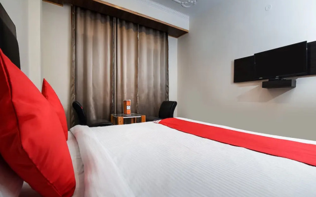OYO 15699 Hotel Conifer