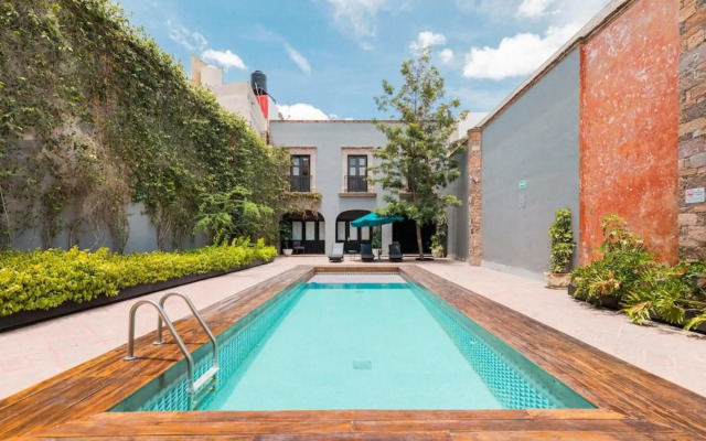 Mesón de Santa Rosa Luxury Hotel