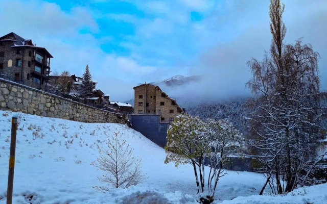 Nuevo apartamento Esquí wifi y netflix para 6 personas