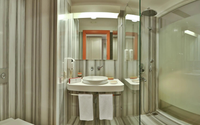 Senatus Hotel - Special Class