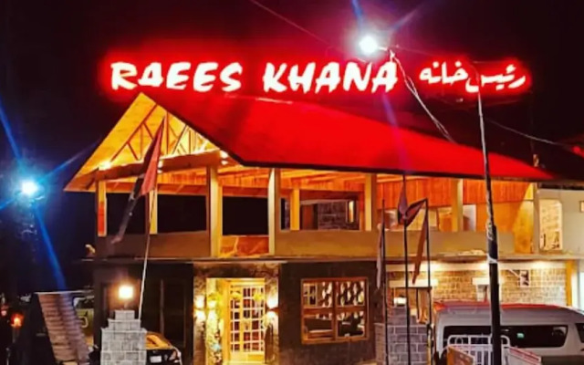 Raees Khana Hotel Nathigali