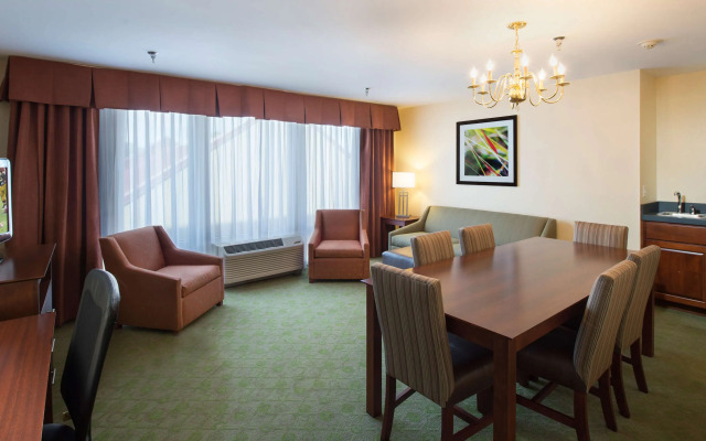 Hampton Inn Cornelia