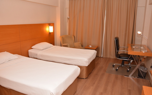 Hotel Anemon Ege Saglik