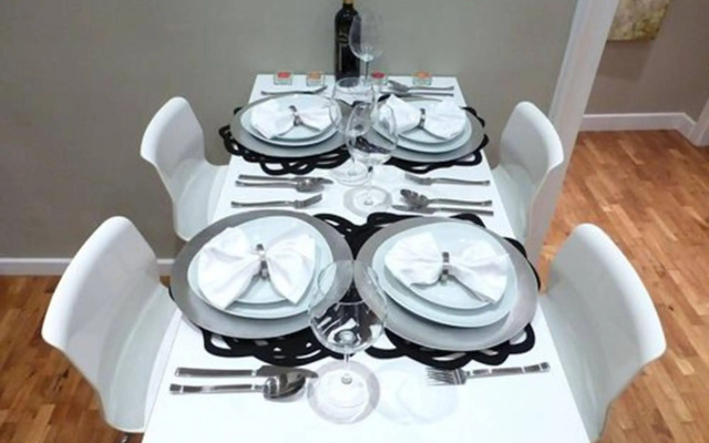 Super Balmes Guest House