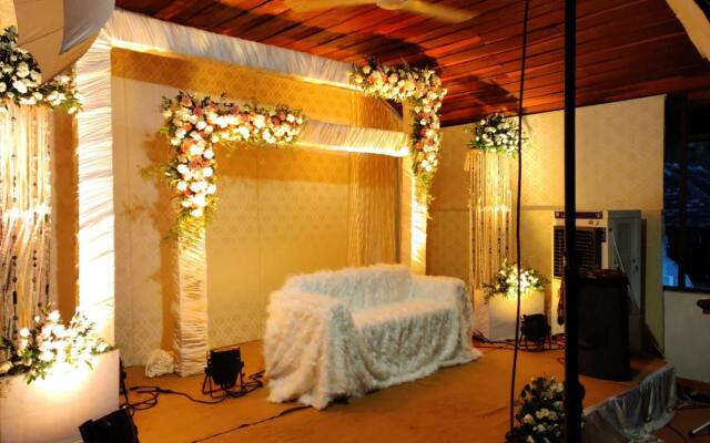 Esha Heritage Inn
