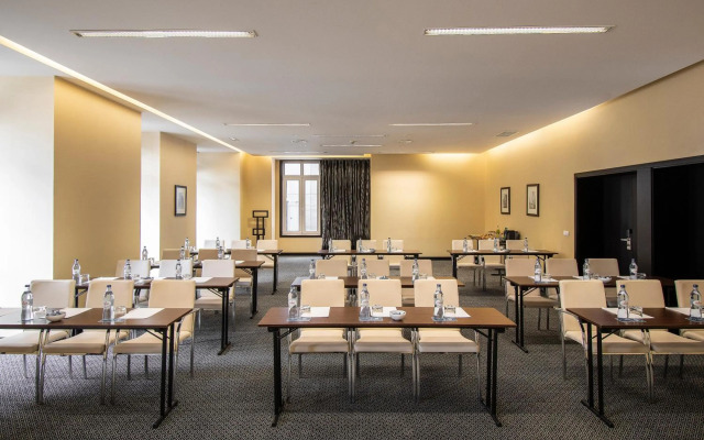 SANA Silver Coast Hotel