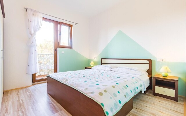 Beautiful Home in Krnica With Wifi and 3 Bedrooms