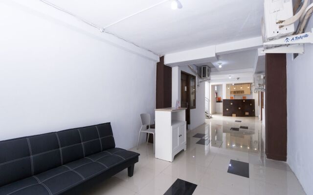 Oyo 2444 Sera House
