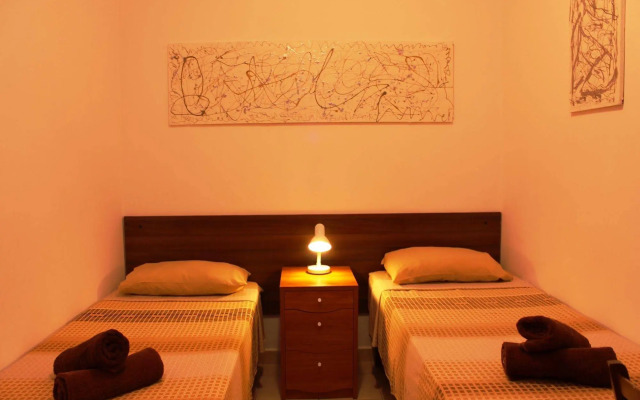 Spinola Bay Apartment by Getaways Malta