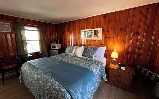 Blue Jay Motel