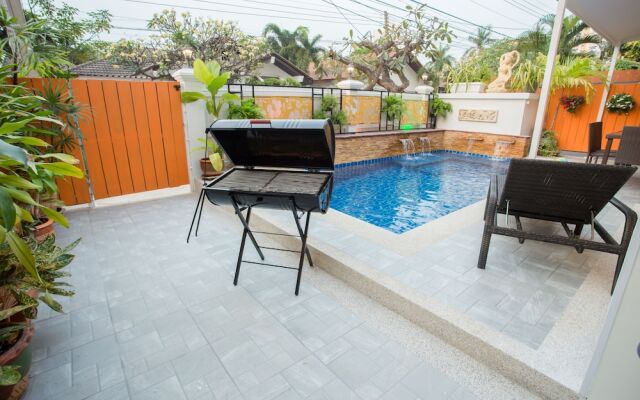 Grand Condo Montra Pool villa