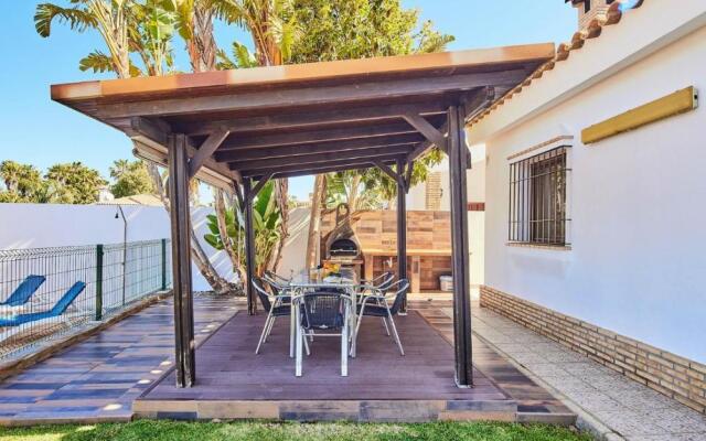 Chalet La Raya Conil de la Frontera by Ruralidays