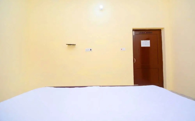 Gursimran Complex By OYO Rooms