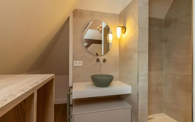 Farmhouse in Zeeland With Windmill Views