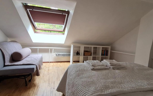 Regina House- sv. Mikalojaus 13