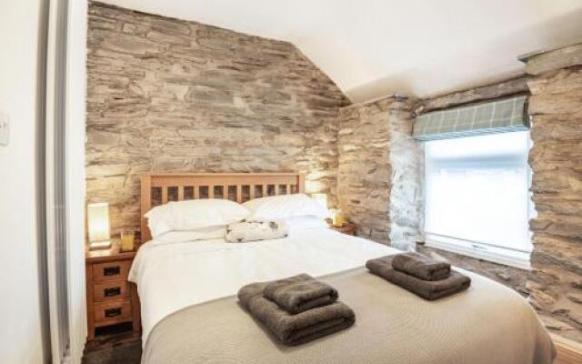 16 Park Square, Blaenau Ffestiniog