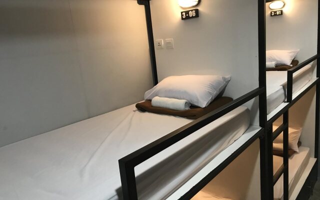 Nine Dollar Hostel