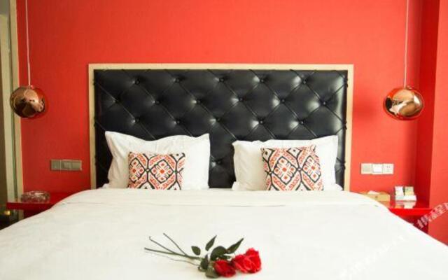 Zizai Home Boutique Hotel