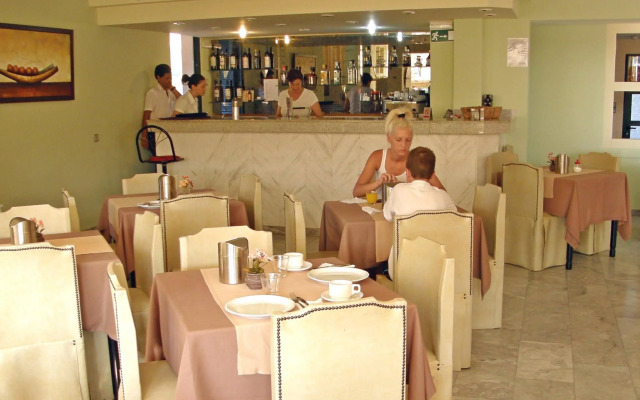 Hermes Hotel