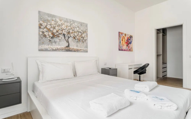 Stylish 2-Bedroom flat near CityLife