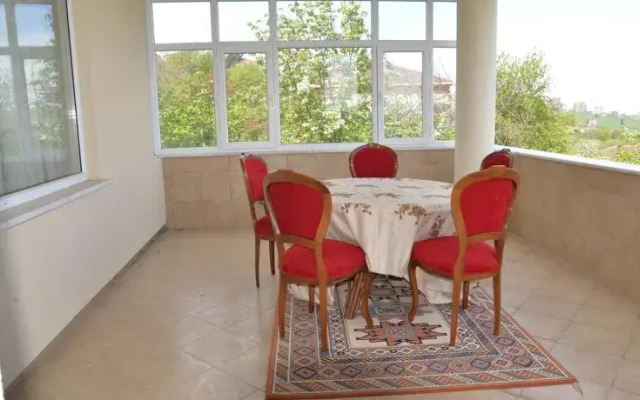 Ali Yigit Villa