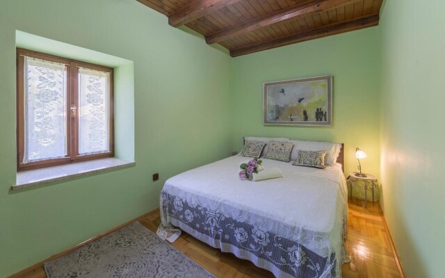 Amazing Home in Pula With 4 Bedrooms and Wifi