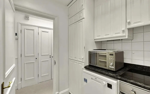 Beautiful Two Bed Abode Near Chelsea