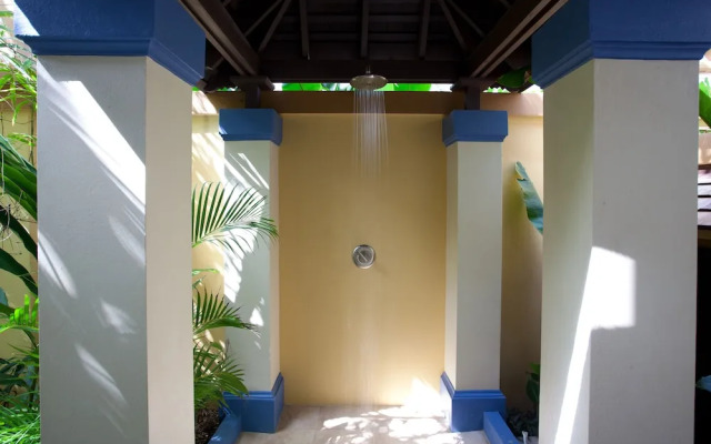 Hermosa Cove Villa Resort and Suites