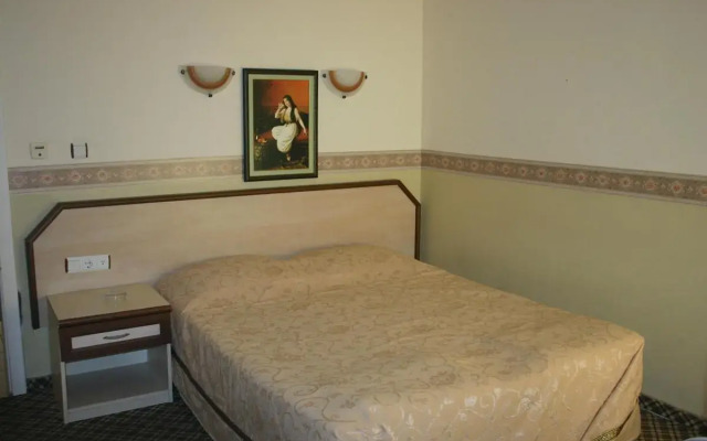 Kleopatra Saray Hotel