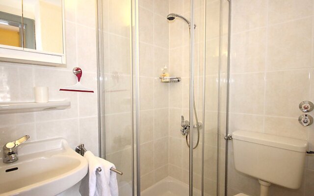 Am Birkenhain 16298
