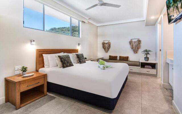 Whitsunday East 1106 on Hamilton Island by HamoRent