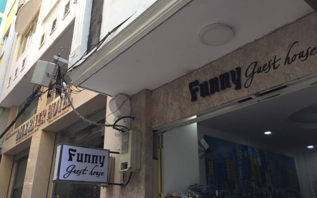 Funny Guesthouse