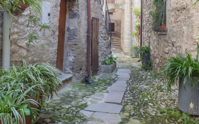 Pretty Studio in old Town