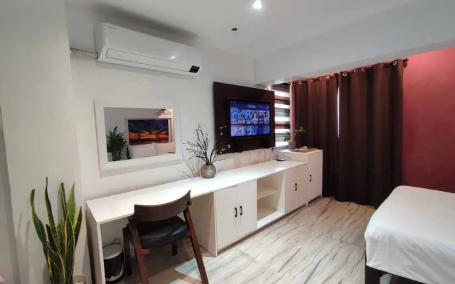 L1 Twin Bed Staycation in Bonifacio Global City
