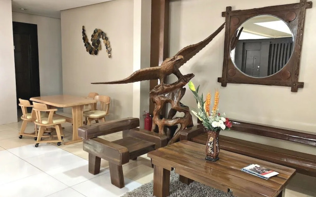 Quezon Premier Hotel - Candelaria