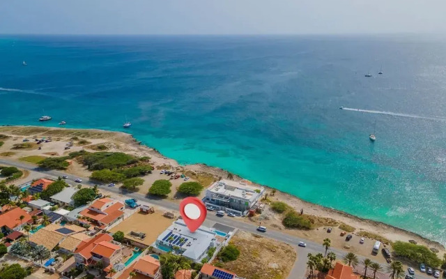 Modern Trestrapi Beach Villa 8 bed 8 Bath 2 Pools