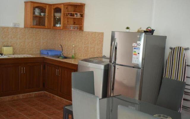 Sea Front Apartment Villa