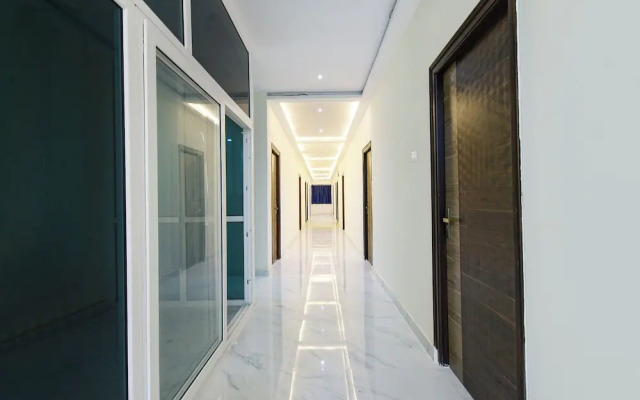 Fabhotel Rr Living Grand