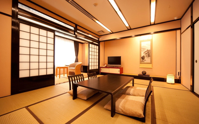 Yufuin Ubl Hotel