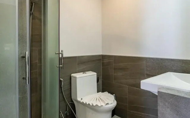 Mountain View Studio Apt T3-830