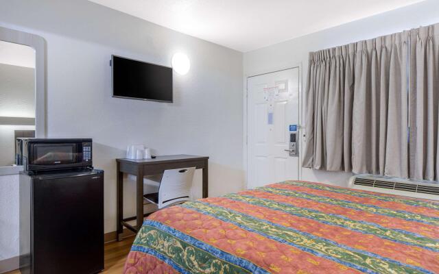 Rodeway Inn Winston Salem Route 52