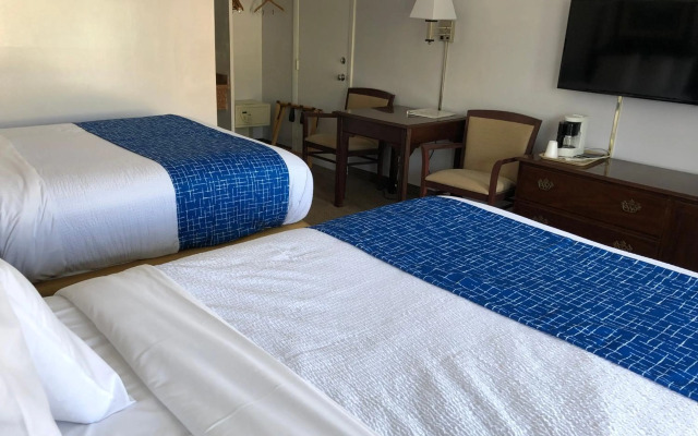 Travelodge by Wyndham Cape Cod Area