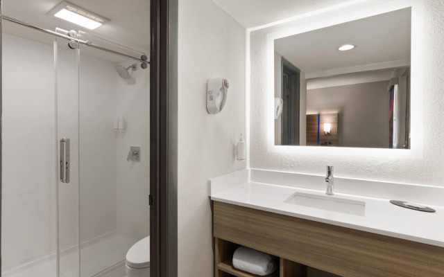 La Quinta Inn by Wyndham Nashville South