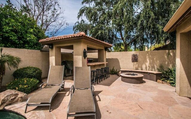 Luxury Scottsdale Home W/pool and Hot Tub!
