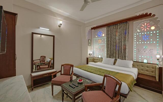 Hotel Raj Palace By Howard