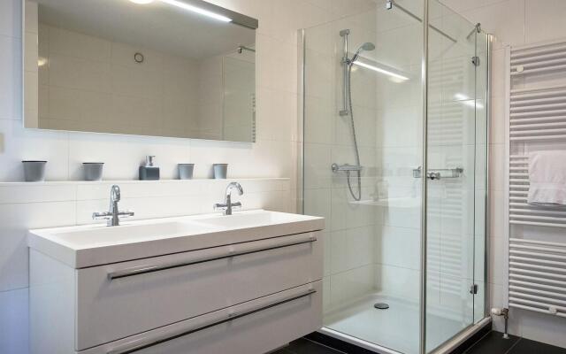 Sea-view Apartment in Den Haag With Balcony