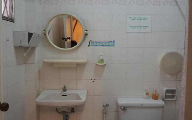 Baan Rub Aroon Guesthouse